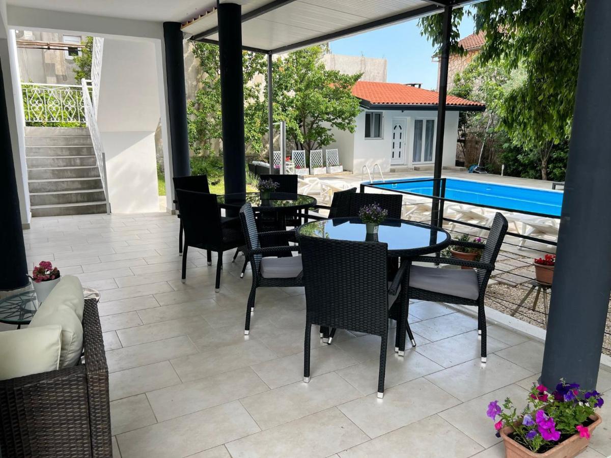 Apartments Mia บาร์บินเย ภายนอก รูปภาพ
